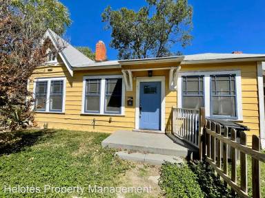 Main picture of 2 Pearl Ct