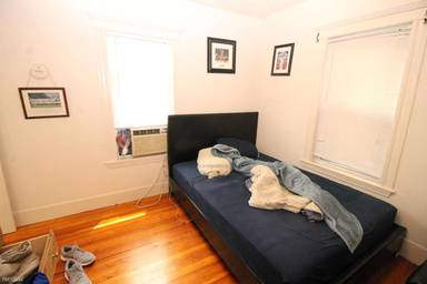 Main picture of 548 Washington St