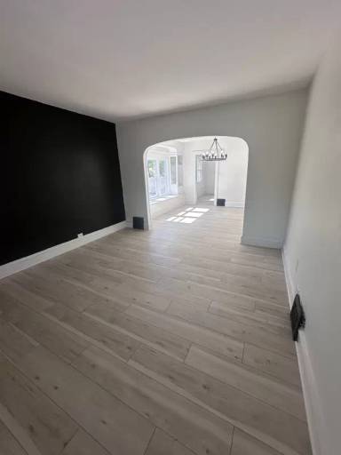 Main picture of 4126 E 143rd St