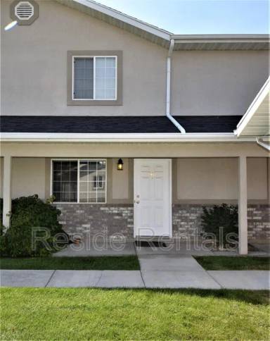 Main picture of 262 W 1395 S