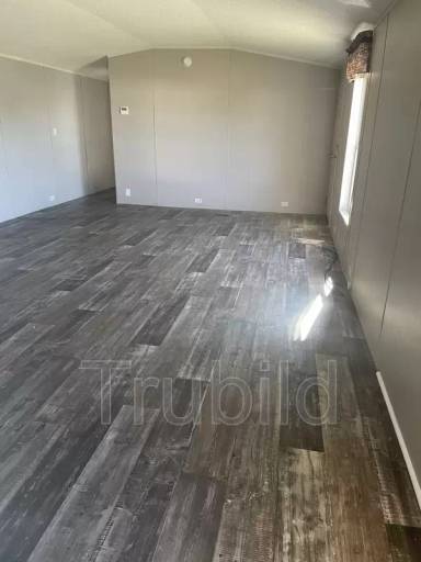 Main picture of 91 Carol Ln