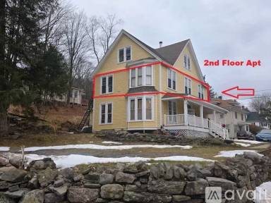 Main picture of 284 S Main St