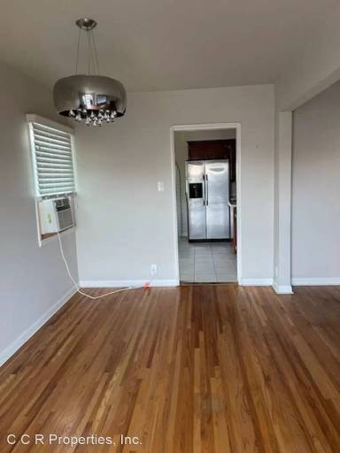 Main picture of 7819 Croydon Ave