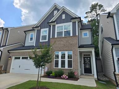 Main picture of 2105 Goudy Dr