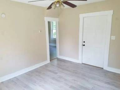 Main picture of 5521 Westbrook Rd