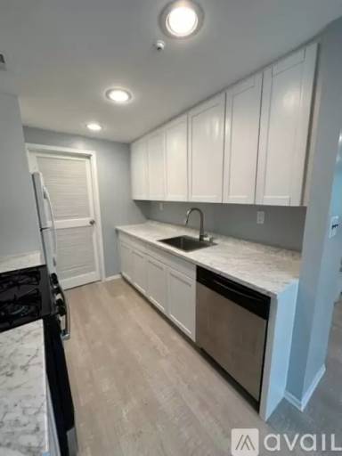 Main picture of 381 Birchwood Rd