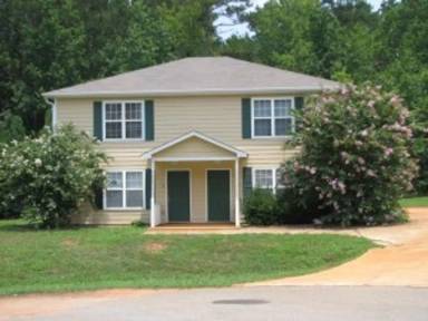 Main picture of 110 Mario Cir