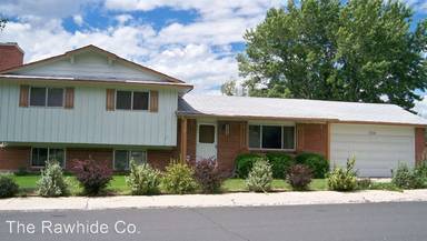Main picture of 2214 Greenwich Cir W