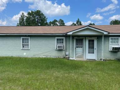 Main picture of 5808 Gregory St