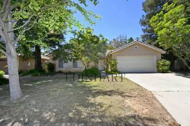 Main picture of 6353 N Brix Ave
