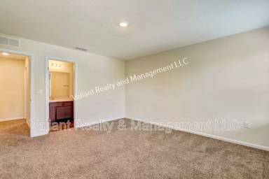 Main picture of 354 Aralia Ln