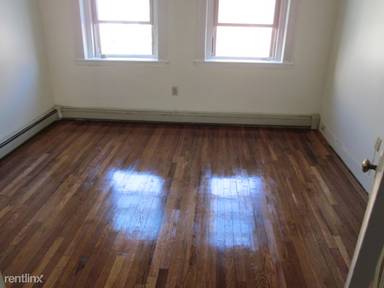 Main picture of 1669 Commonwealth Ave