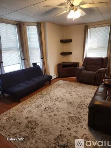 Main picture of 7 Garfield Ave