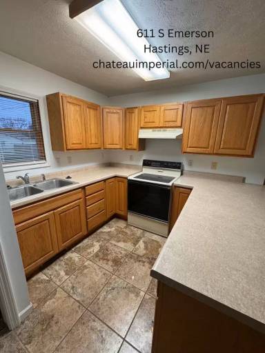 Main picture of 611 S Emerson Ave