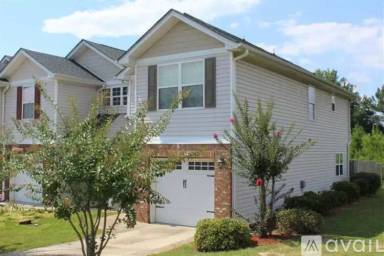 Main picture of 101 Yearwood Dr