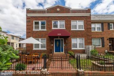 Main picture of 2121 2nd St NW