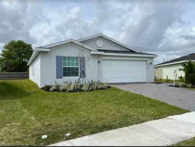Main picture of 626 Dockside Dr SW