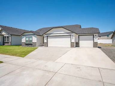 Main picture of 4230 W Wood Ct