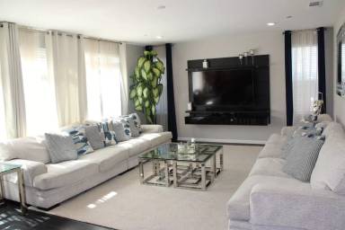 Main picture of 8041 Randolph Dr