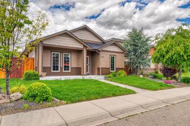 Main picture of 2883 N Leblanc Way