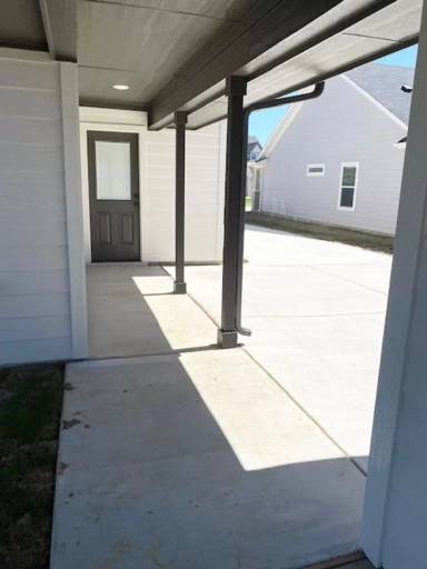 Main picture of 621 Charlotte Ln