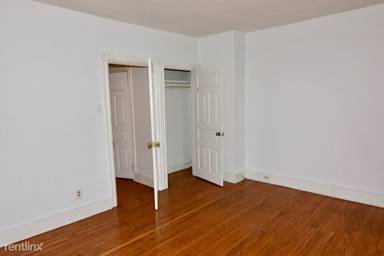 Main picture of 211 S 45th St