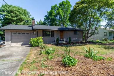 Main picture of 6404 NE 58th St