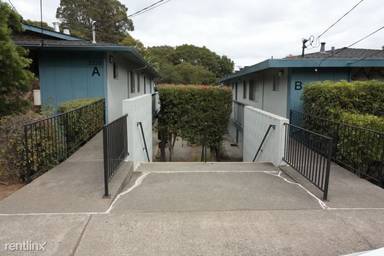 Main picture of 2220 Lake Rd