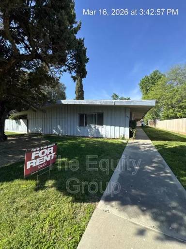 Main picture of 1130 W Tulare Ave