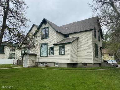 Main picture of 1609 8th Ave N