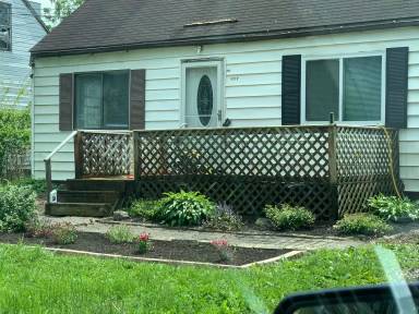 Main picture of 1631 Dewberry Rd
