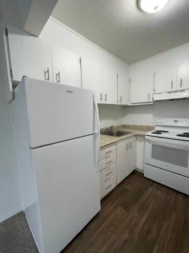 Main picture of 1219 SW 126th St