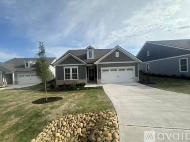 Main picture of 1541 Lake Dr