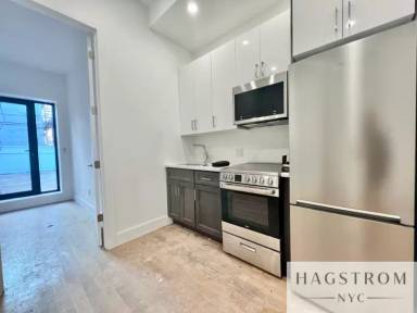 Main picture of 435 DeKalb Ave
