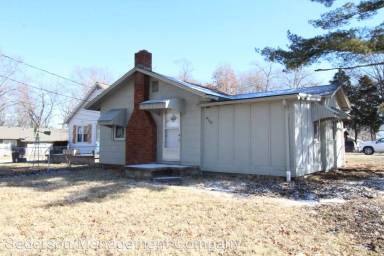 Main picture of 4120 Locust Ave