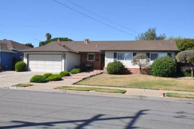 Main picture of 38330 Granville Dr