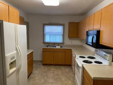 Main picture of 904 E Avenue D