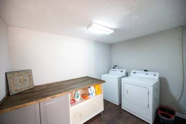 Main picture of 1230 Sherwood Dr