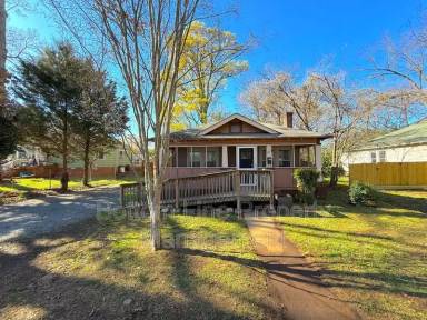 Main picture of 307 N Linwood Ave