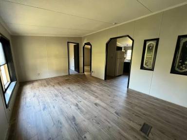 Main picture of 31 Old Mill Rd