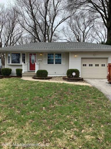 Main picture of 125 Elbring Dr