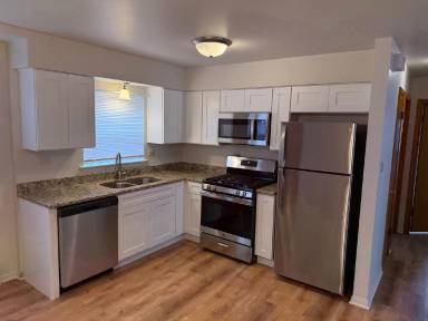 Main picture of 512 Kungs Way