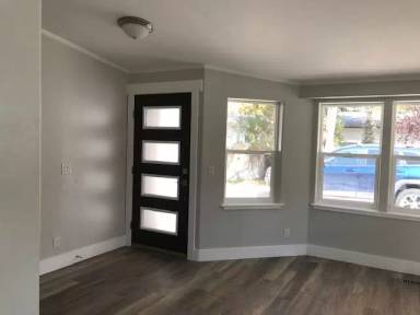 Main picture of 30 Badger Rd