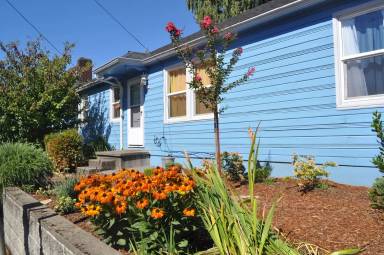 Main picture of 561 N Prescott St