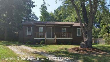 Main picture of 6204 Pointer Cir