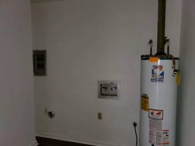 Main picture of 4376 Henry St