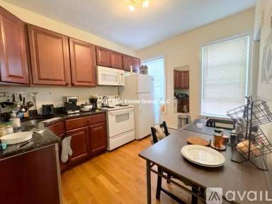 Main picture of 14 Leverett St