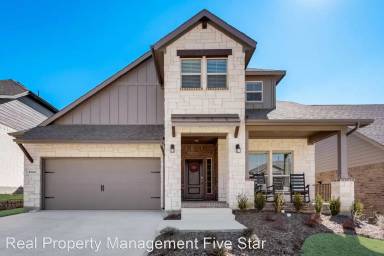 Main picture of 2329 Rooster Ln