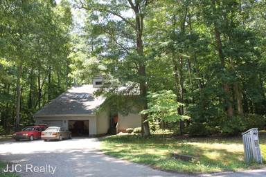 Main picture of 118 Chisman Lndg