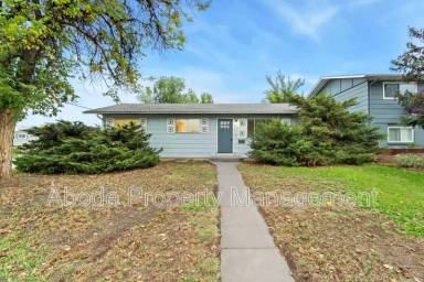 Main picture of 328 N Roosevelt Ave